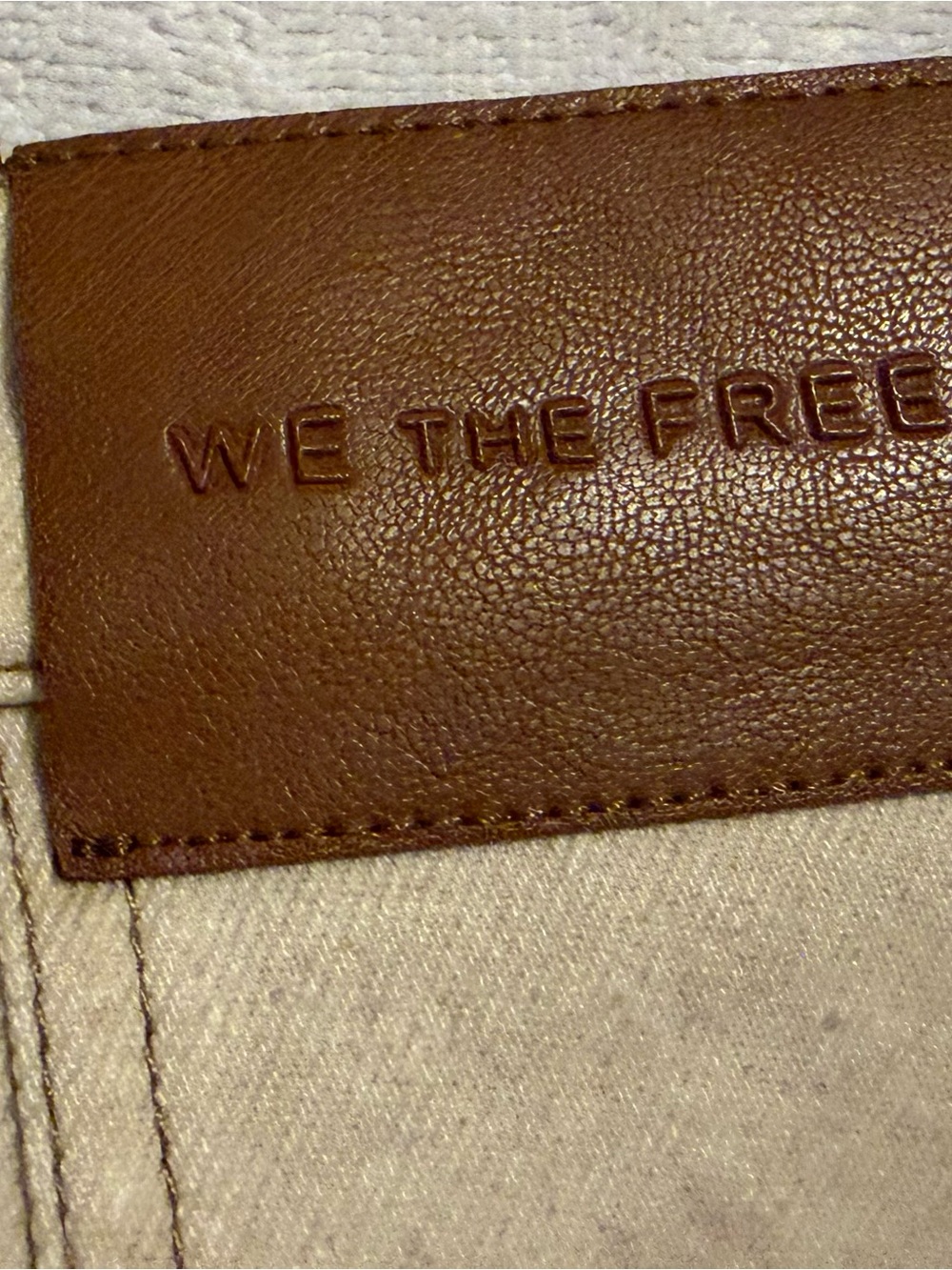 NWOT FREE PEOPLE We The Free Good Luck Printed Barrel Jeans - Go Bananas - Picture 9 of 9